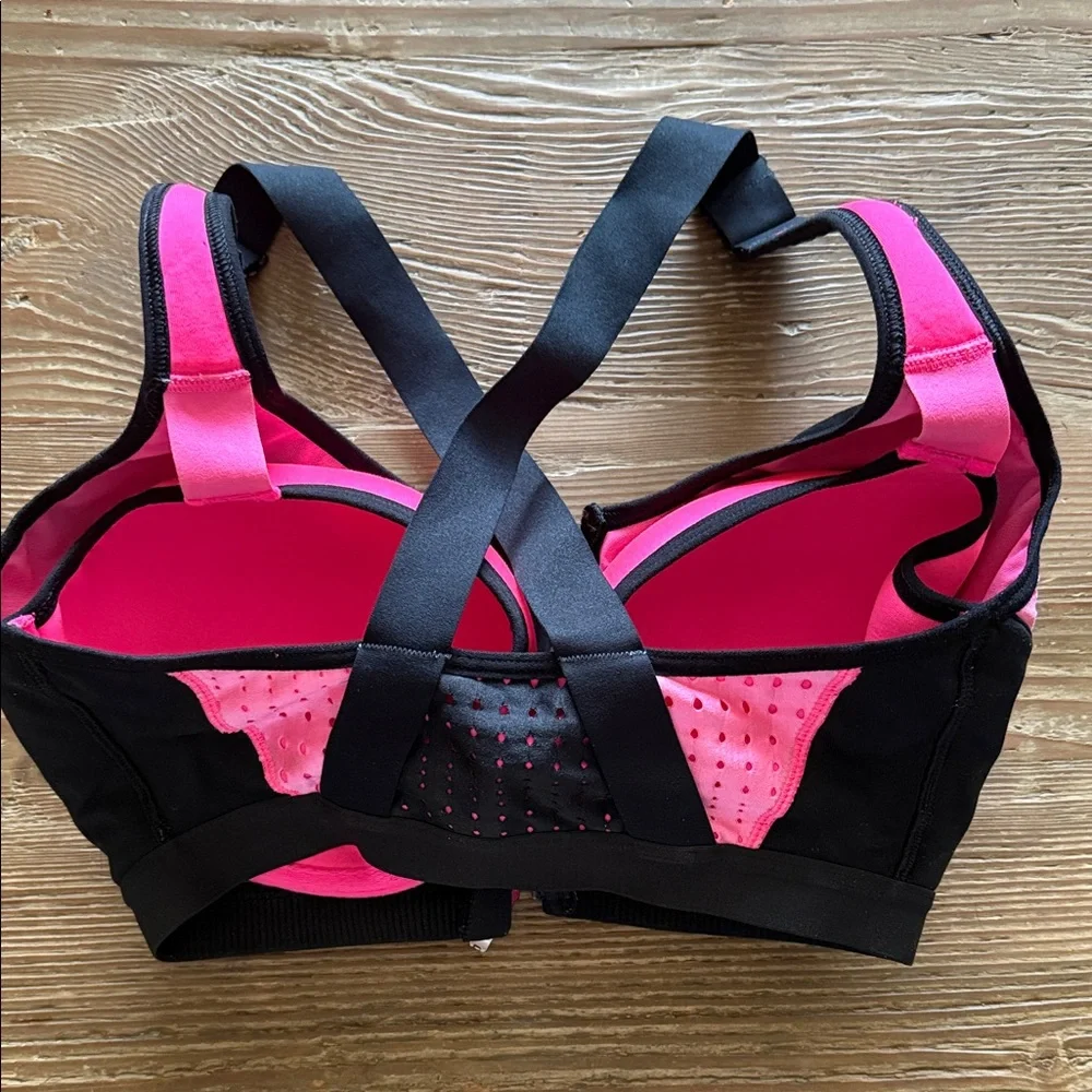 Victoria Secret VSX Black and Pink Perforated knockout Sports Bra